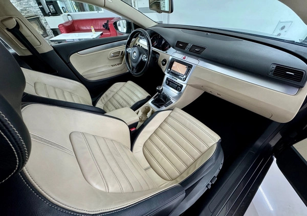 Volkswagen Passat CC cena 26900 przebieg: 261000, rok produkcji 2008 z Dobrzyń nad Wisłą małe 781